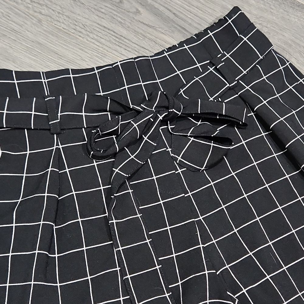 Have LA Blk/Wht Window Pane Tie Shorts - Picture 3 of 6